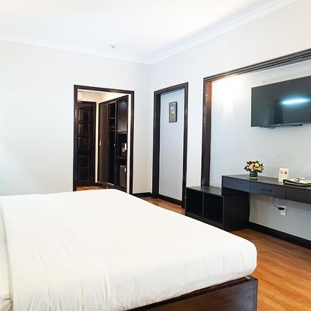 Royal Hotel Saigon Хошимин Экстерьер фото