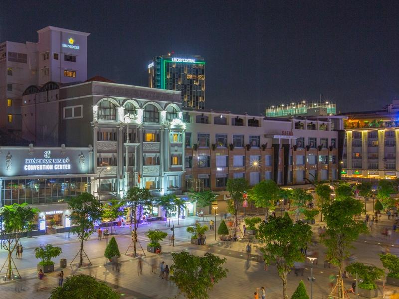Royal Hotel Saigon Хошимин Экстерьер фото