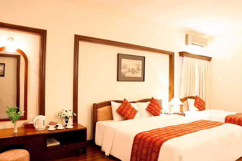 Royal Hotel Saigon Хошимин Экстерьер фото